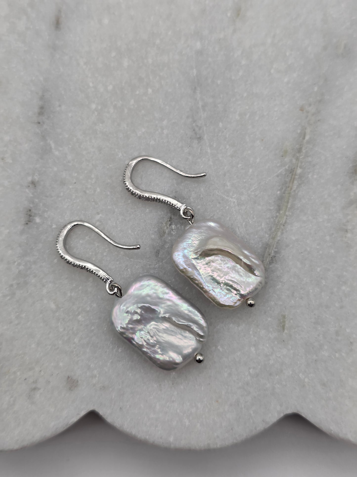 Mapihi Earrings - Silver plated with Pearl