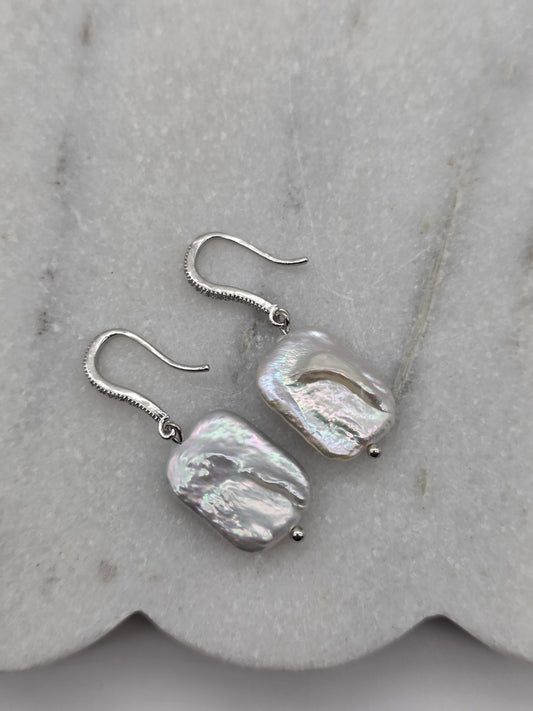 Mapihi Earrings - Silver plated with Pearl