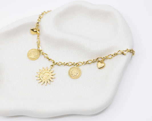 Selena Necklace - 18K Gold with Pendants