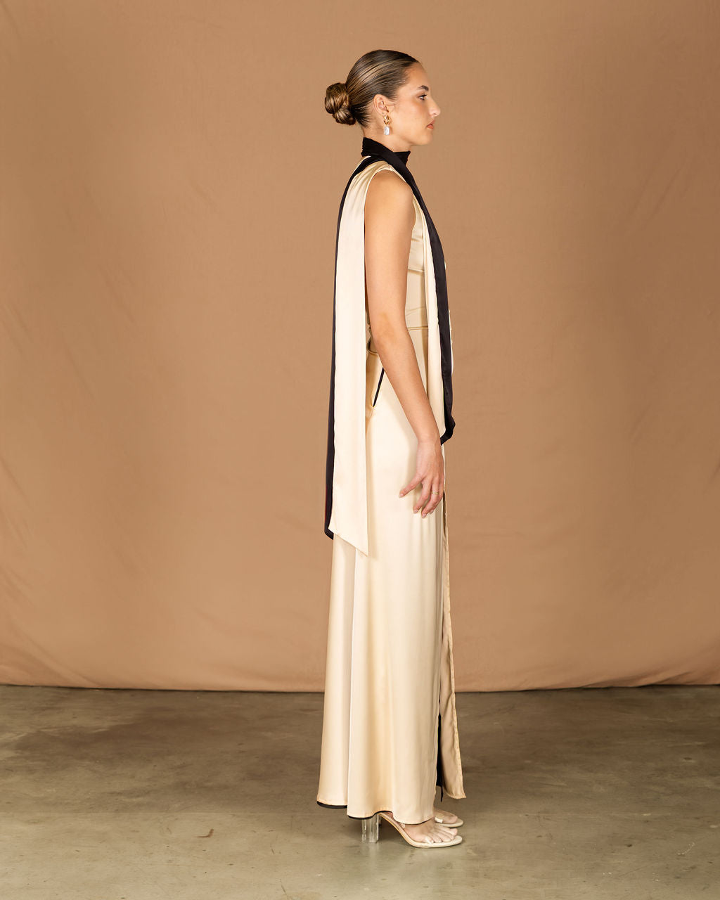 Beautiful long maxi dress hat is reversible