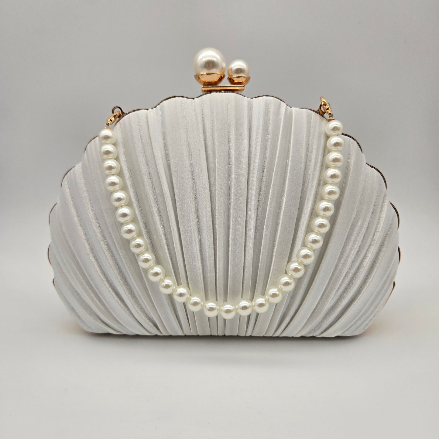 Shell Clutch - White