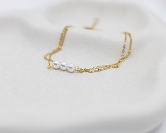 Chloe Bracelet - 18K Gold with Pearl Accents